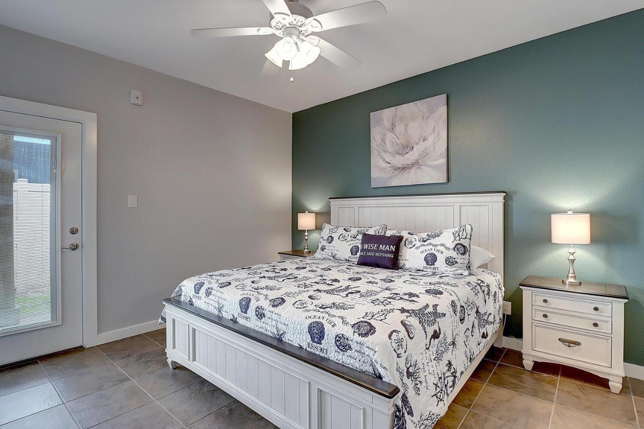 A Piers To Be Tan Apartment Port Aransas Bagian luar foto